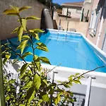Sud Bastia 50 M2 Prive Avec Jacuzzi Et Piscine