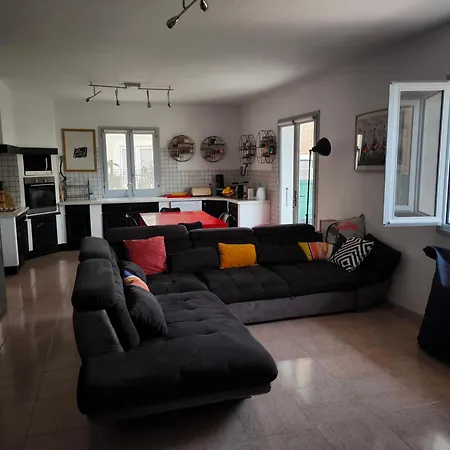 Sud Bastia 50 M2 Prive Avec Jacuzzi Et Piscine Willa Monte (Corsica)
