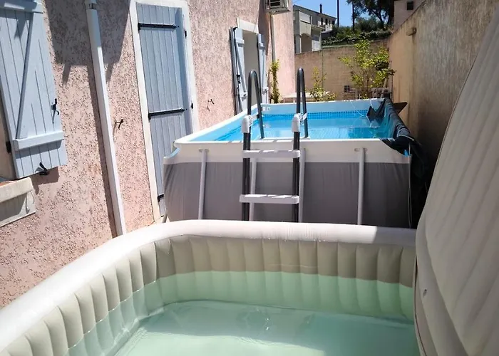 Sud Bastia 50 M2 Prive Avec Jacuzzi Et Piscine Willa *