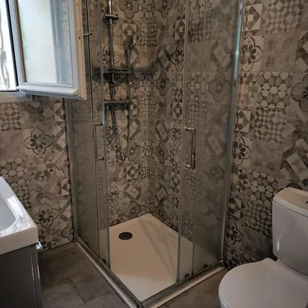 ヴィラ Sud Bastia 50 M2 Prive Avec Jacuzzi Et Piscine *