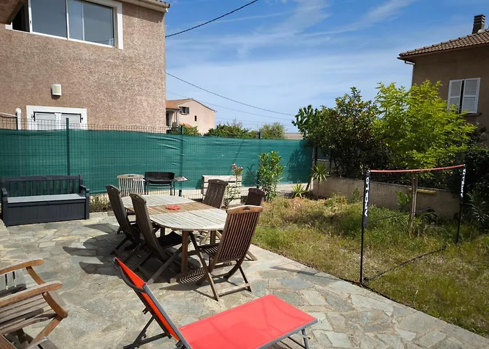 Villa Sud Bastia 50 M2 Privé Avec Jacuzzi Et Piscine *